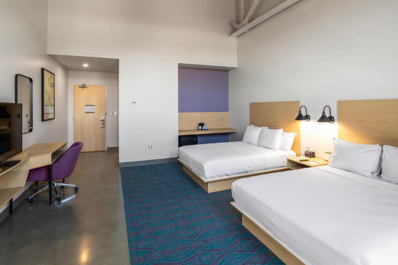 The Warehouse Hotel At Champion Mill Hamilton Esterno foto